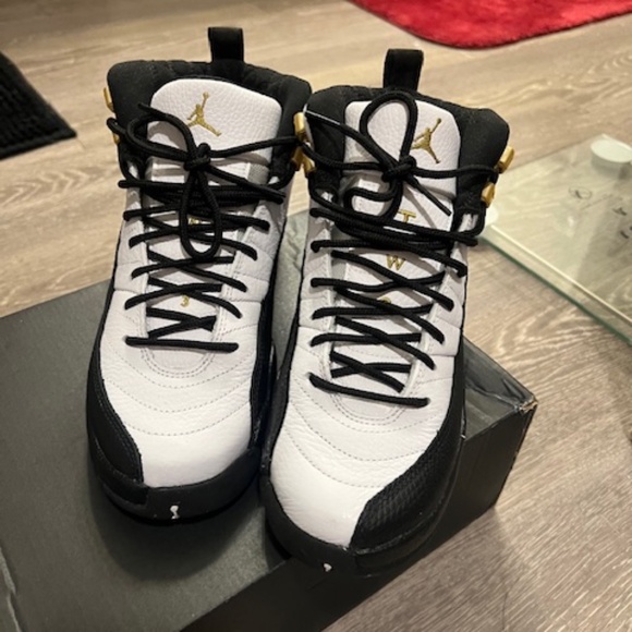 Jordan 12 Retro Royalty Taxi - Picture 1 of 4